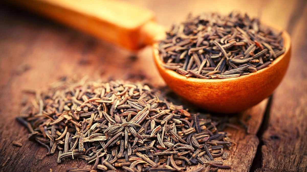 Health Benefits of Cumin Seeds. Cumin Oil, Cumin Water & Cumin Powder